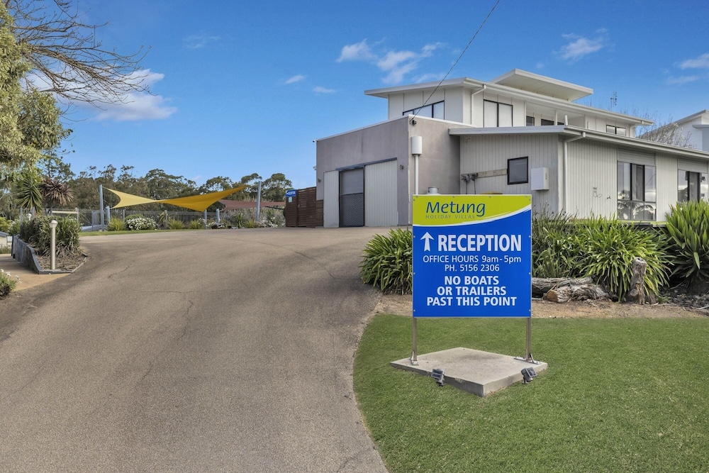METUNG HOLIDAY VILLAS 56/63