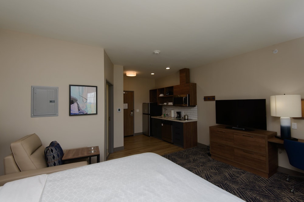 Candlewood Suites Corpus Christi - Portland 24/46