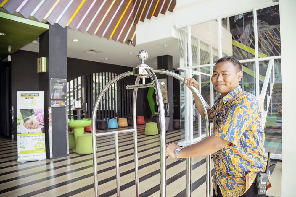 Maxonehotels at Tidar Surabaya 30/30
