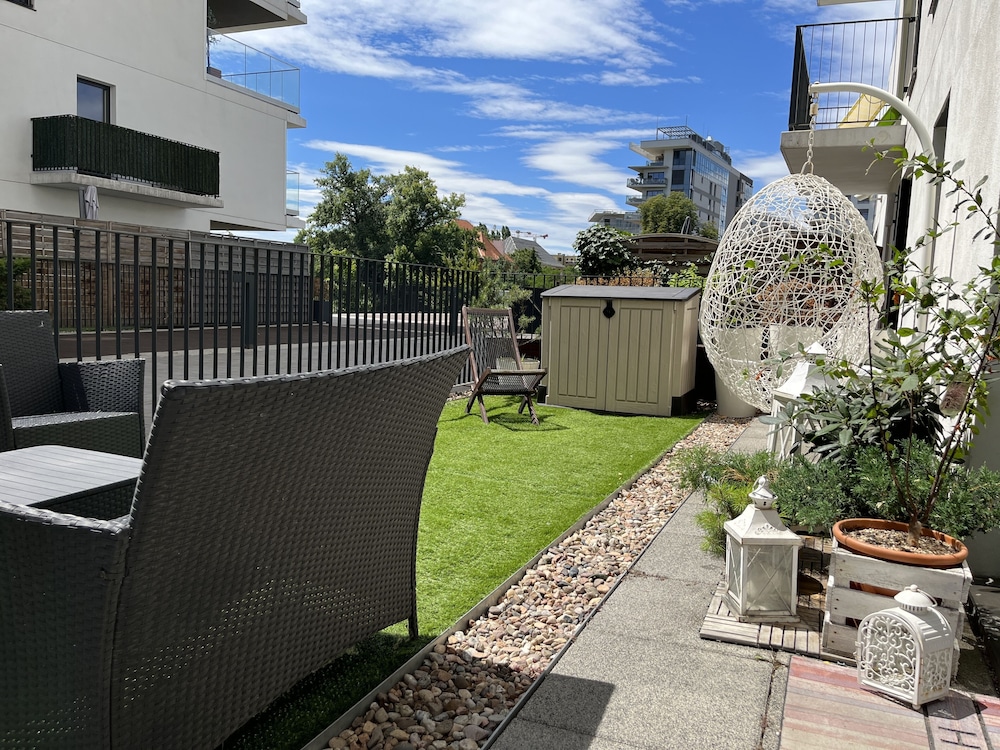 Apartamenty-Wroc Kurkowa 14 48/50