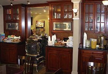 Victorian Inn 37/44