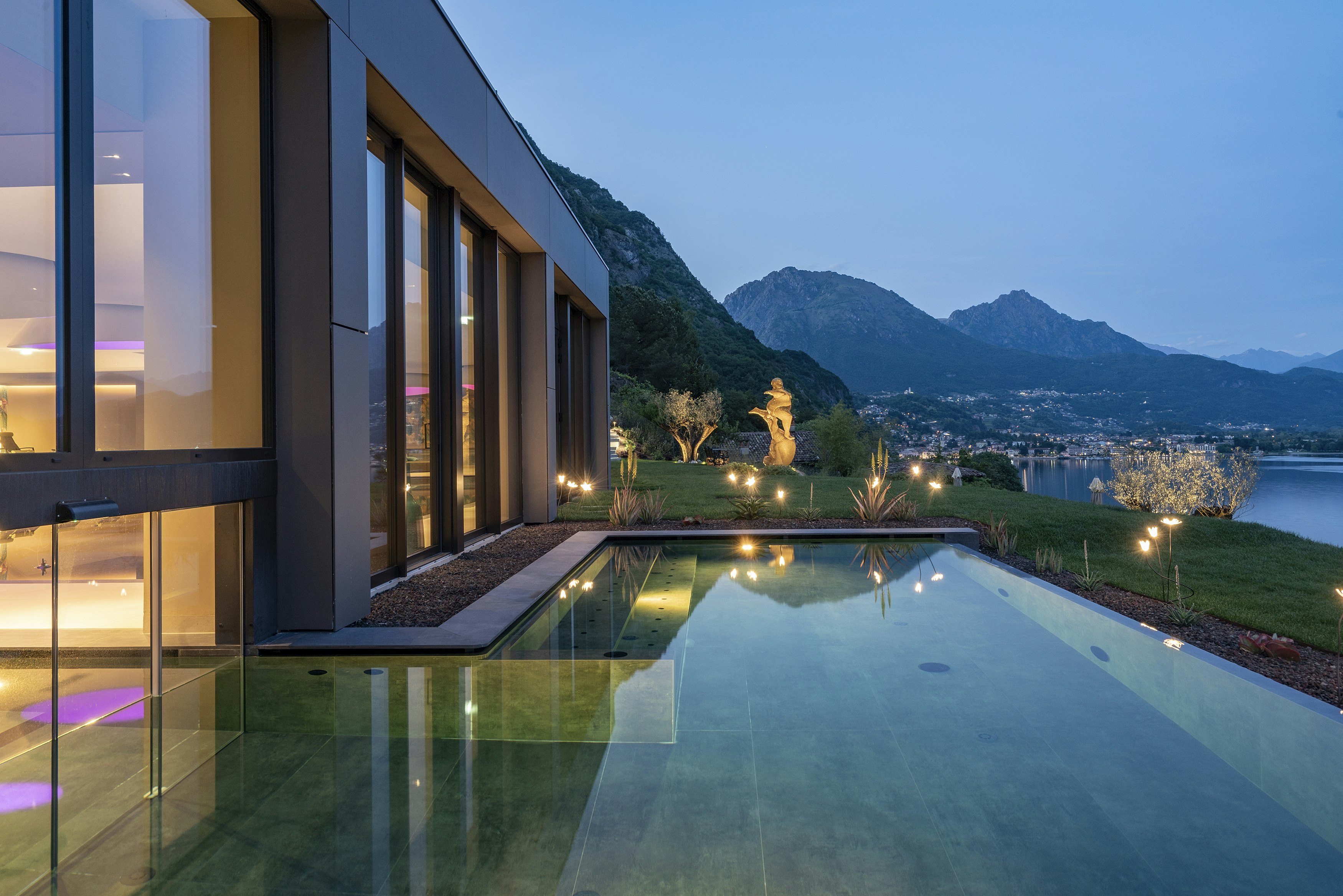 ARIA Retreat and SPA 5/65