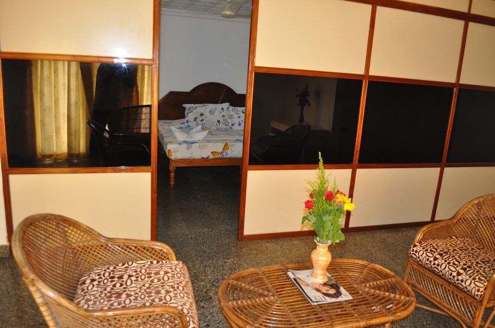 HOTEL MARINE PALACE 45/62