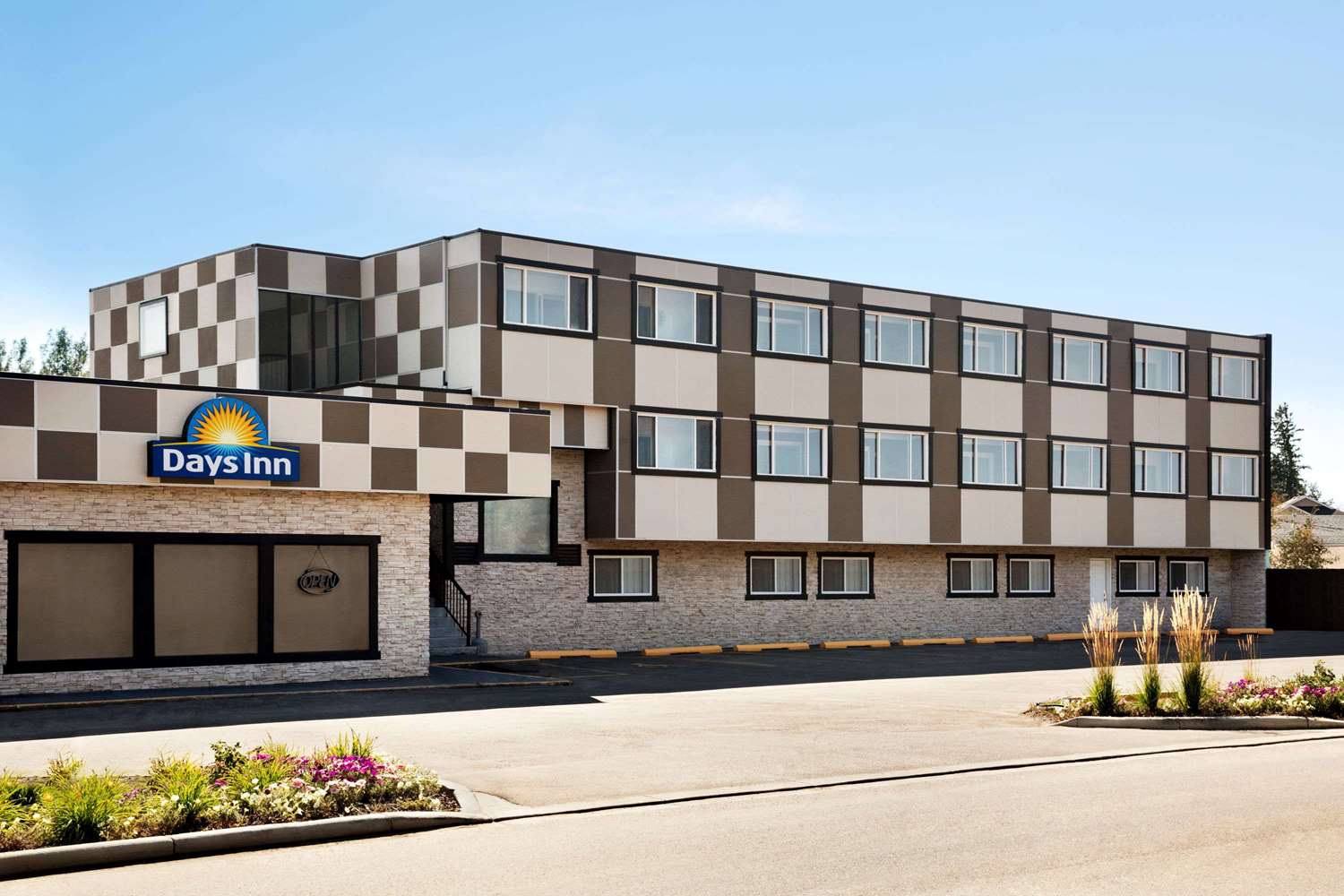 Days Inn by Wyndham Sylvan Lake 1/26