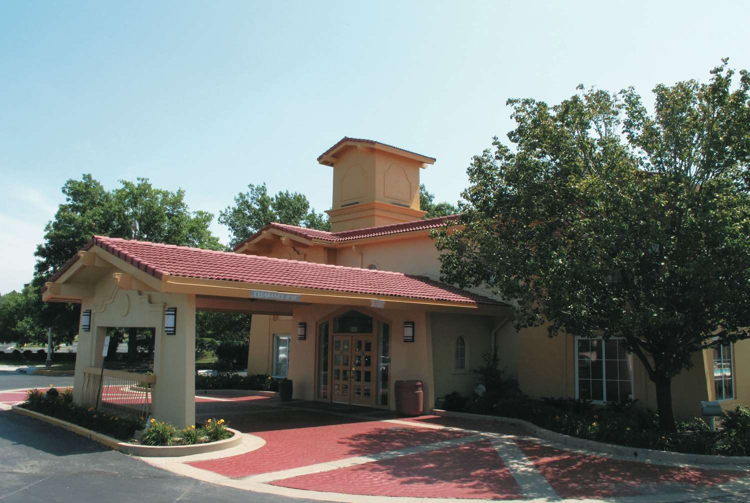La Quinta Inn Kansas City Lenexa 6/50