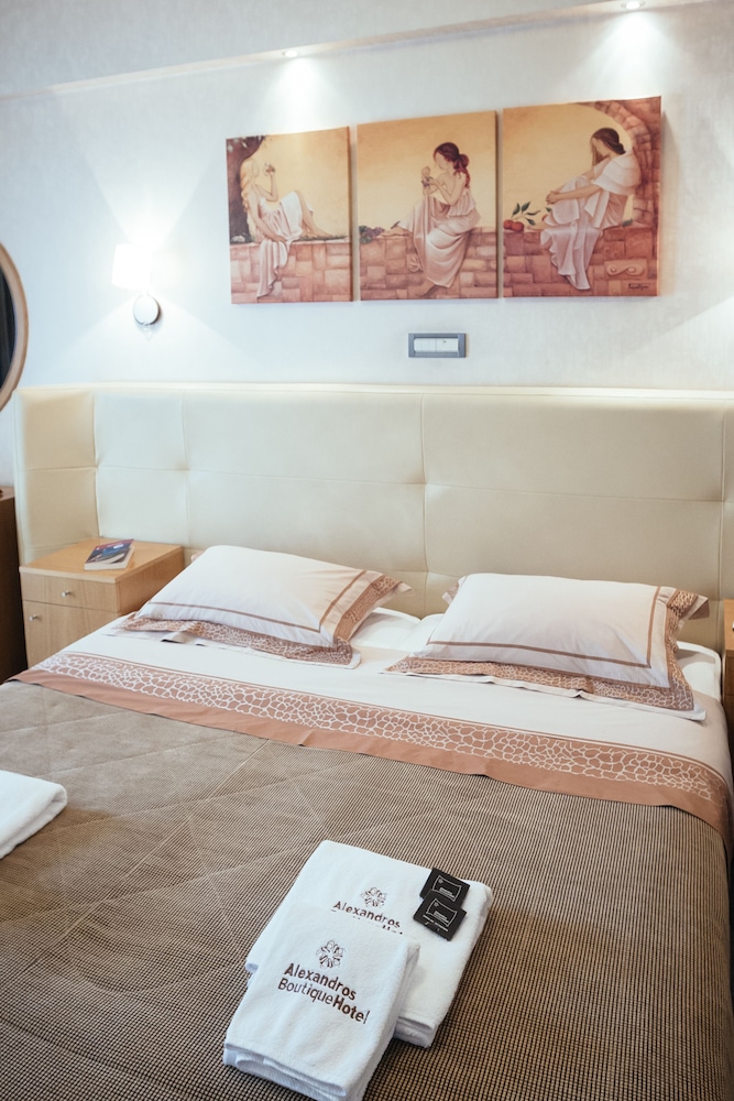 ALEXANDROS BOUTIQUE HOTEL 34/70