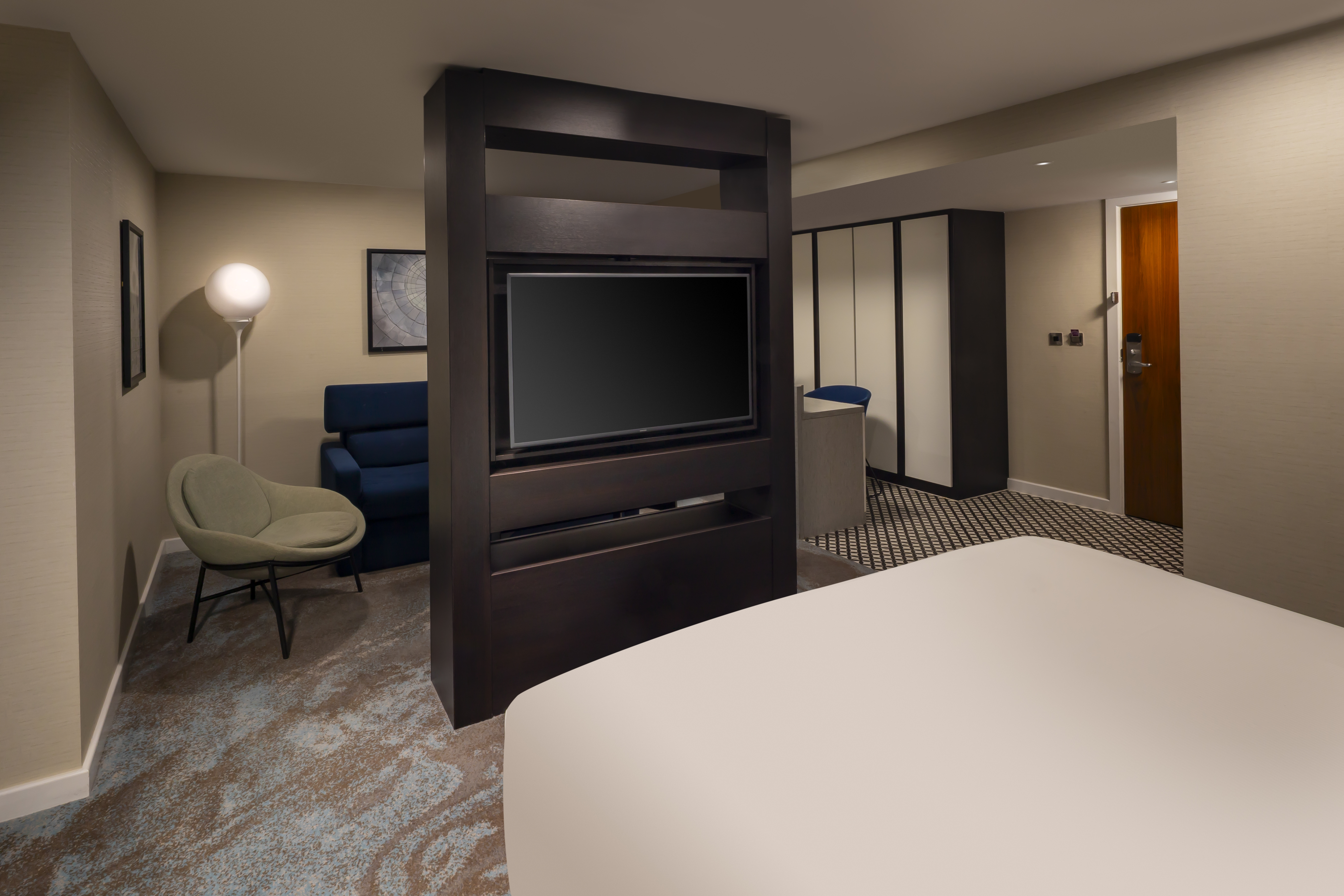 Deluxe, DoubleTree by Hilton Hotel & Spa Chester 5/6