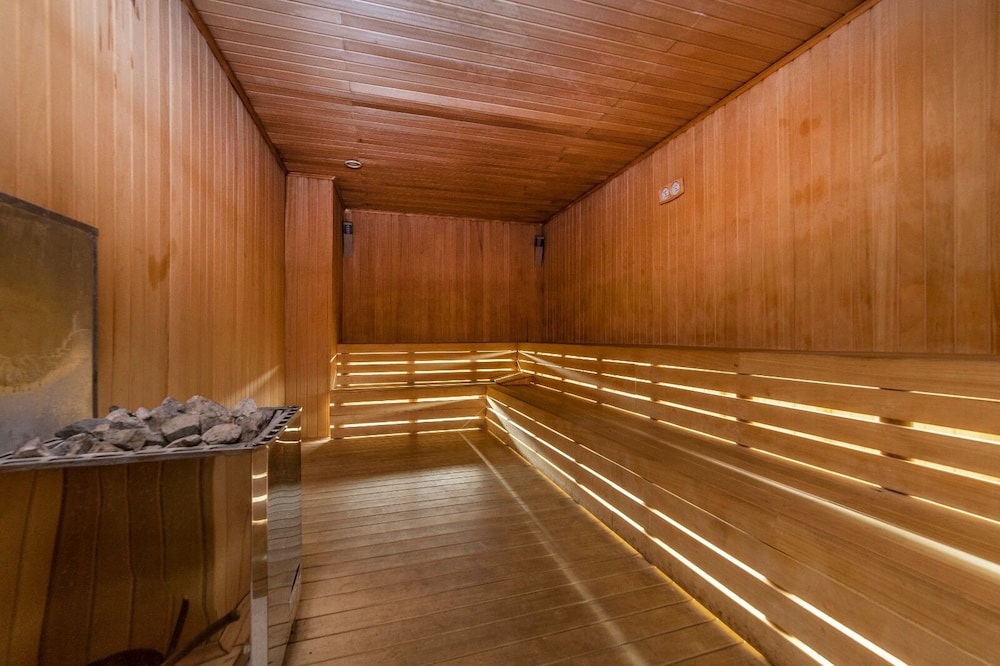 Hotel Ferro 27/50