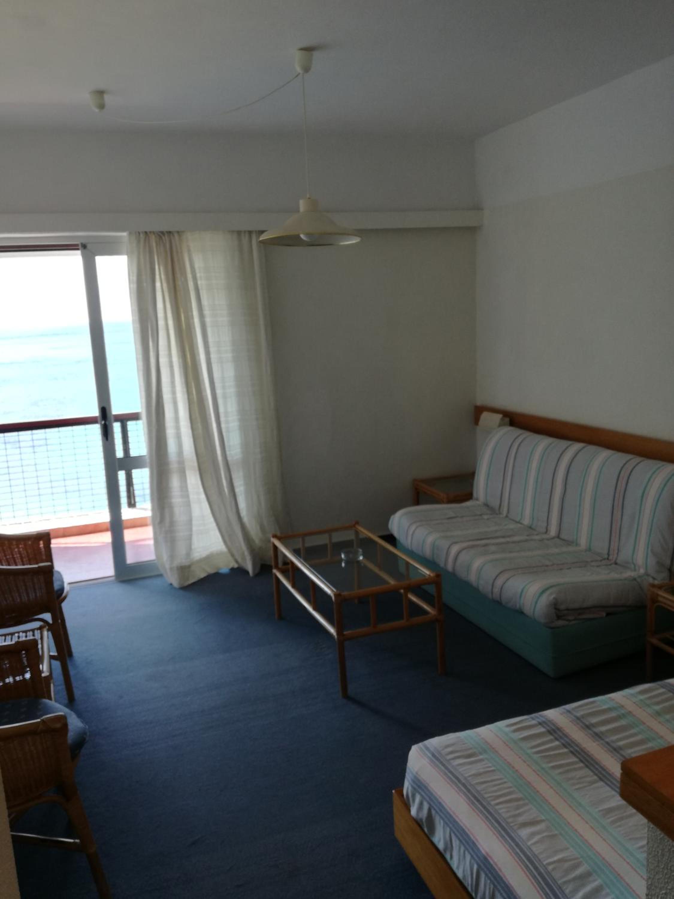 APOLLON SUITES 17/50