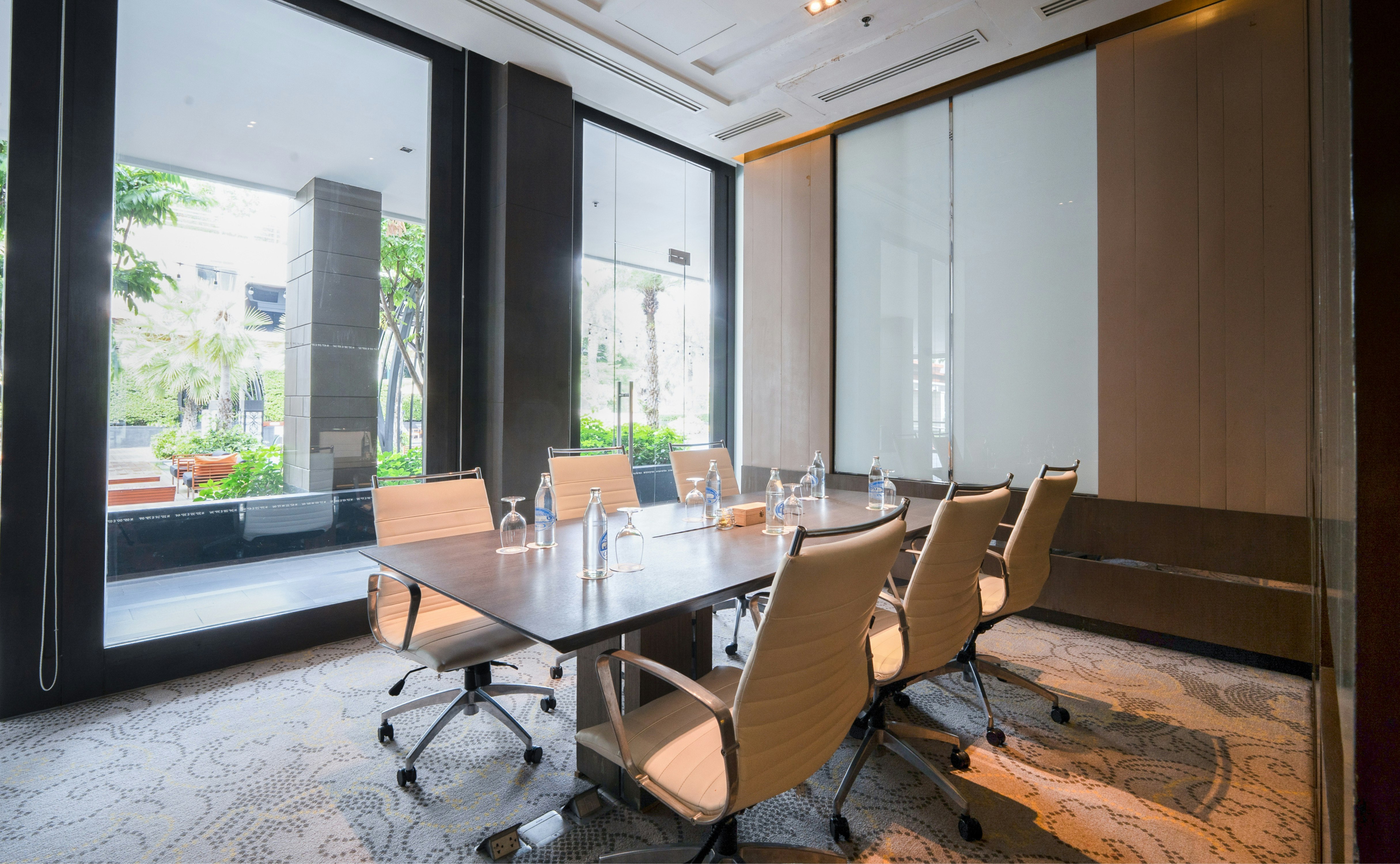 Hilton Bangkok Suvarnabhumi Golf Resort & Spa 96/114