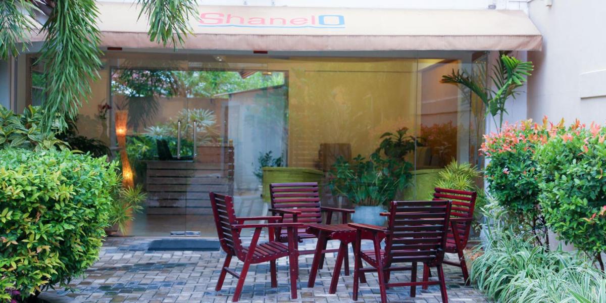 Hotel Shanelo 30/33