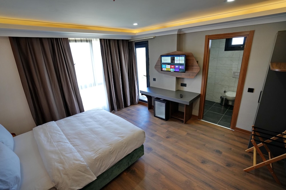 Shelton Airport Otel 29/57