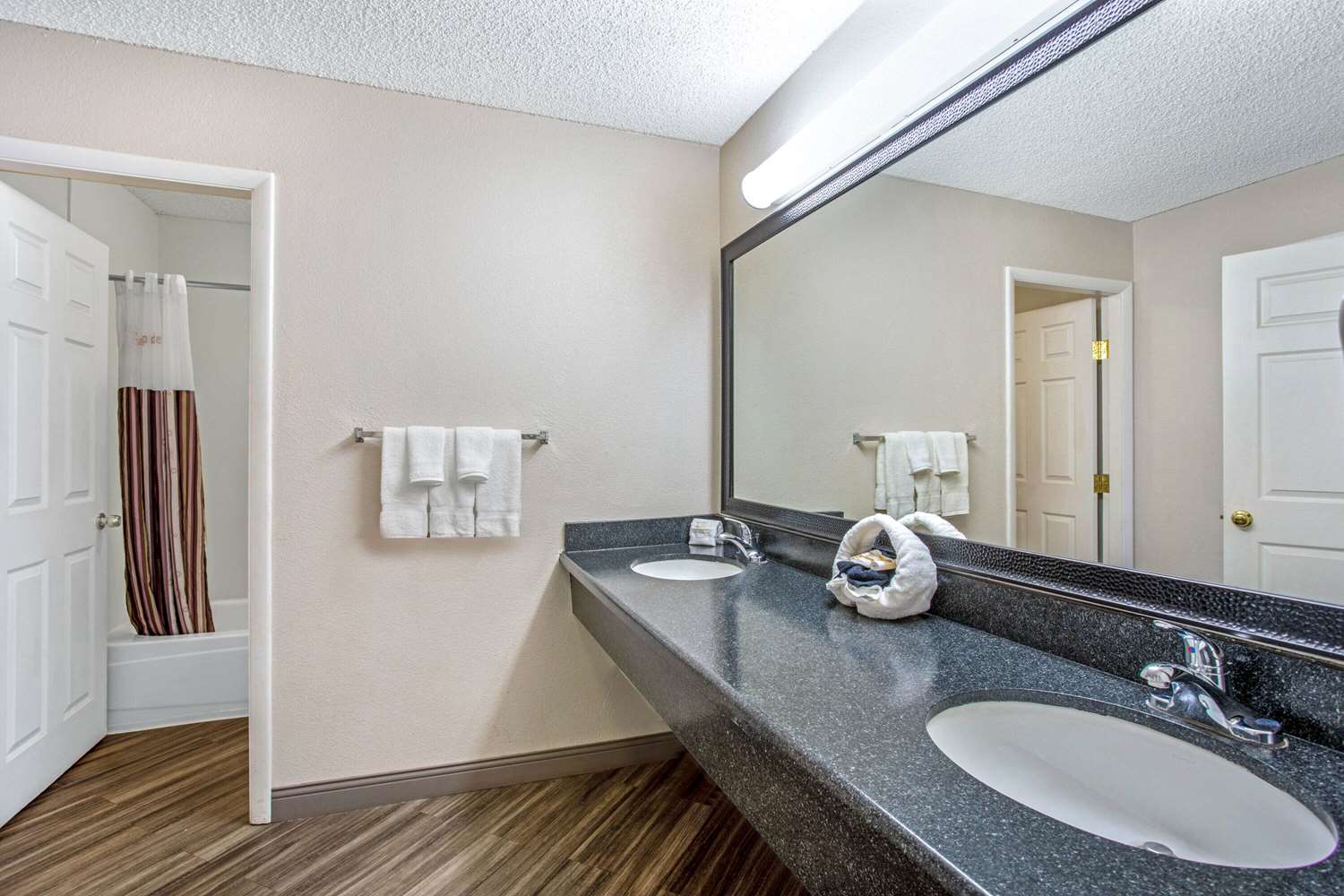 La Quinta Inn Tucson East 50/51