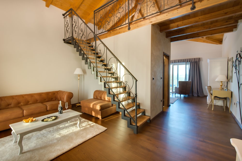 Wine Residence Cattunar 35/50