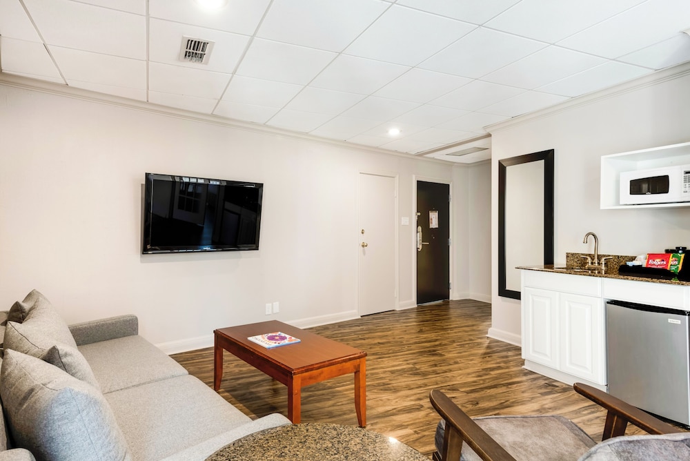 Riverwalk Plaza Hotel 28/50