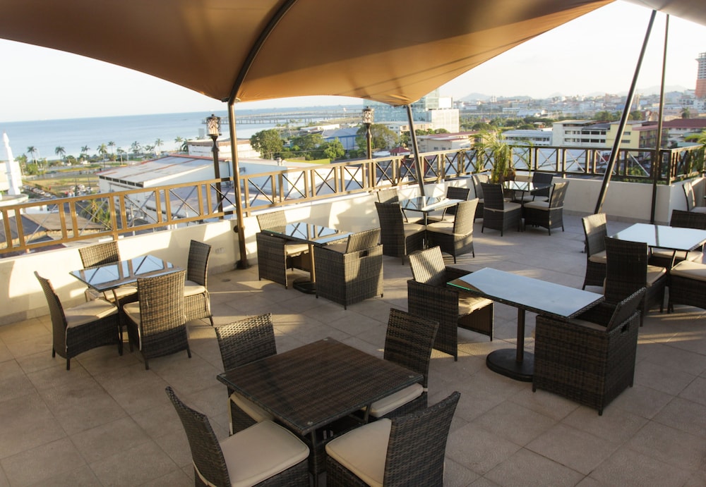 Bahia Suites 33/50
