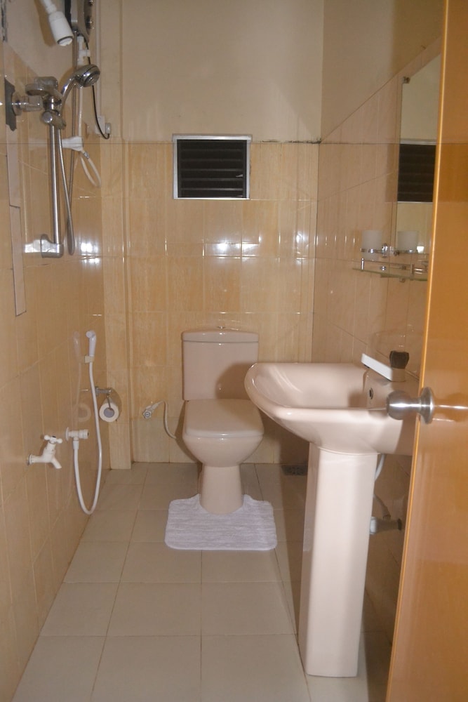 Hotel Thilon 32/32