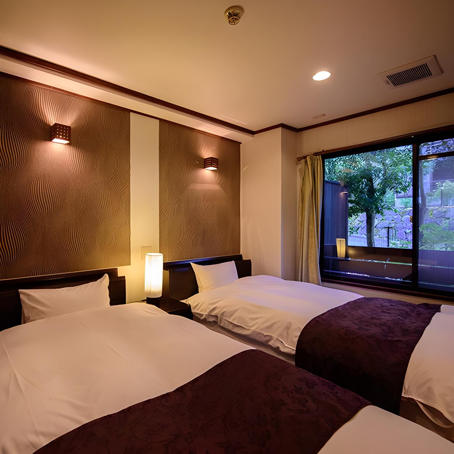 Semi Western, Style, Suite, Outdoor Bath, Main Building