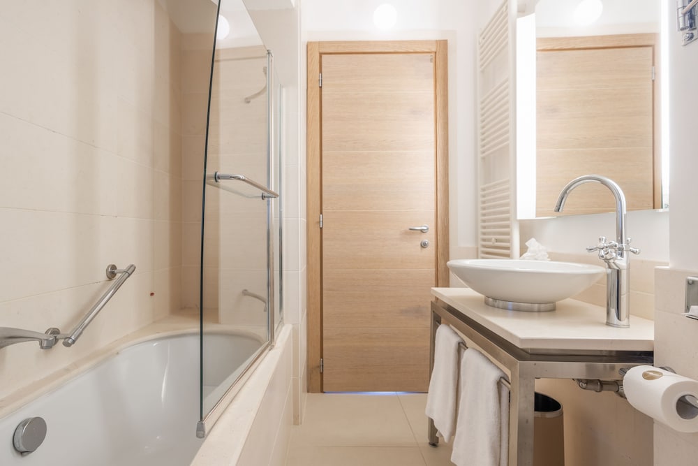 Penthouse, Suite, King and Twin Beds, Sea View، Grand Hotel Alassio Beach & SPA Resort 4/5