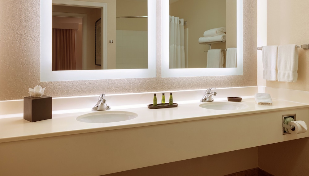 Larkspur Landing Sunnyvale - An All-Suite Hotel 15/48
