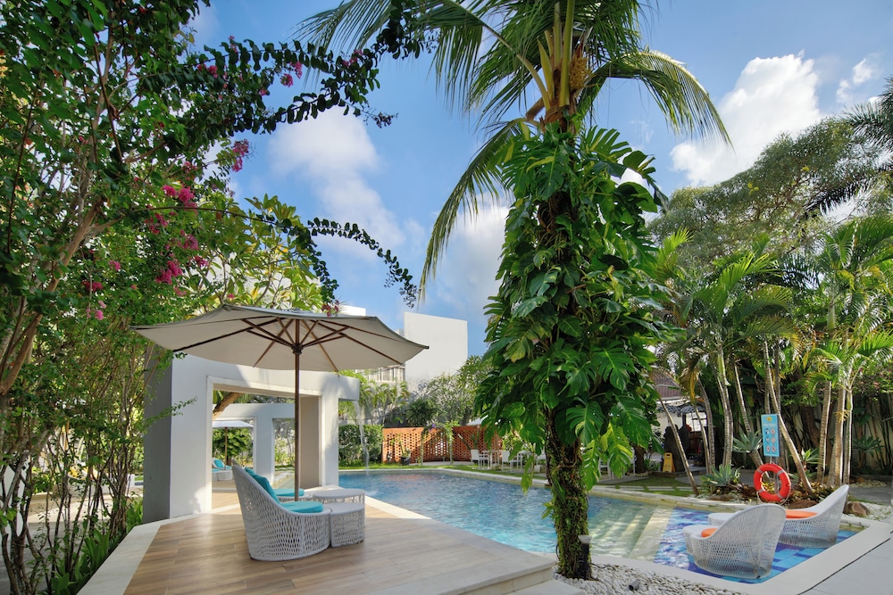 18 Suite Villa Loft Kuta 63/73