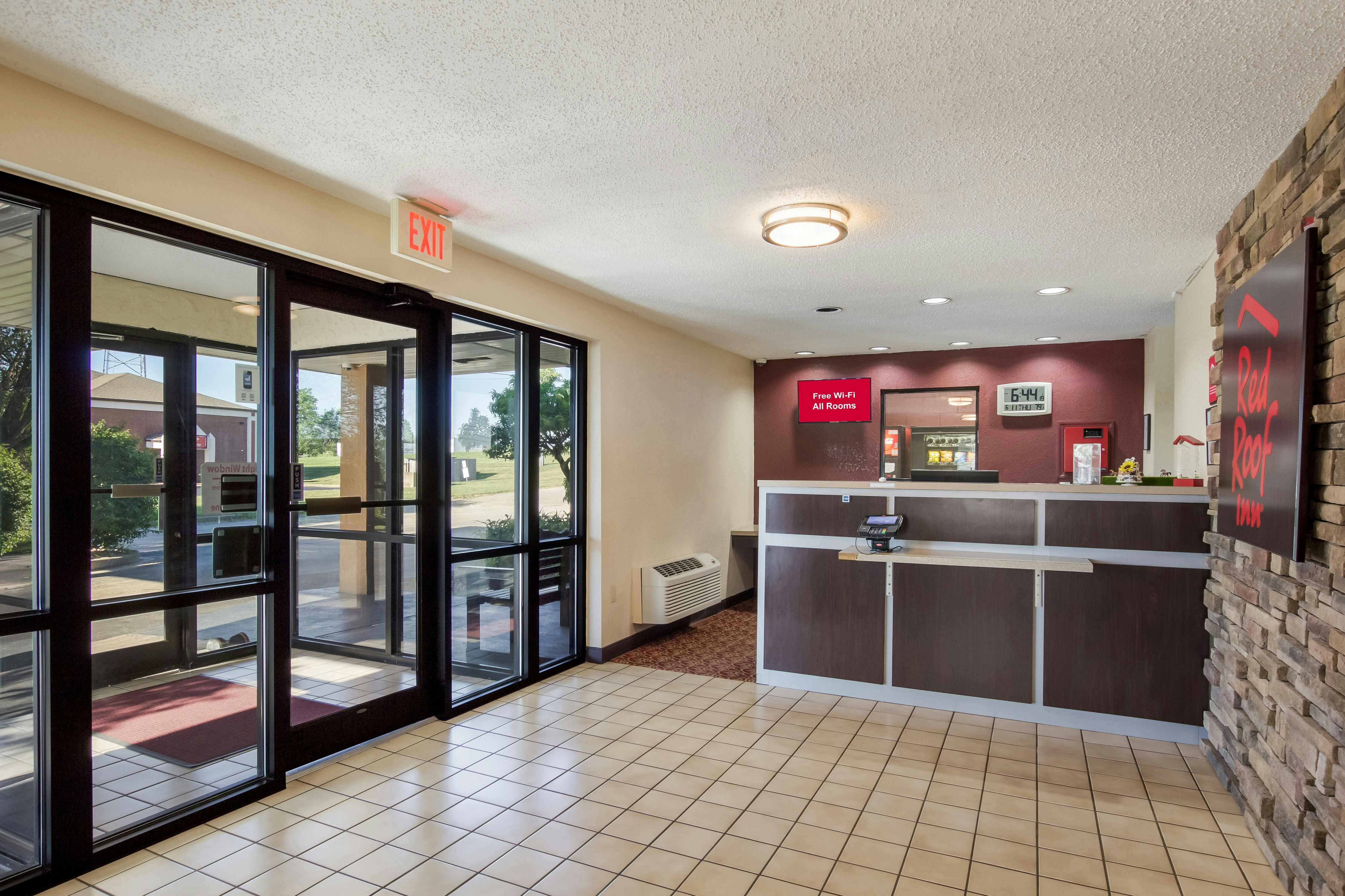 Red Roof Inn Shelbyville 11/32
