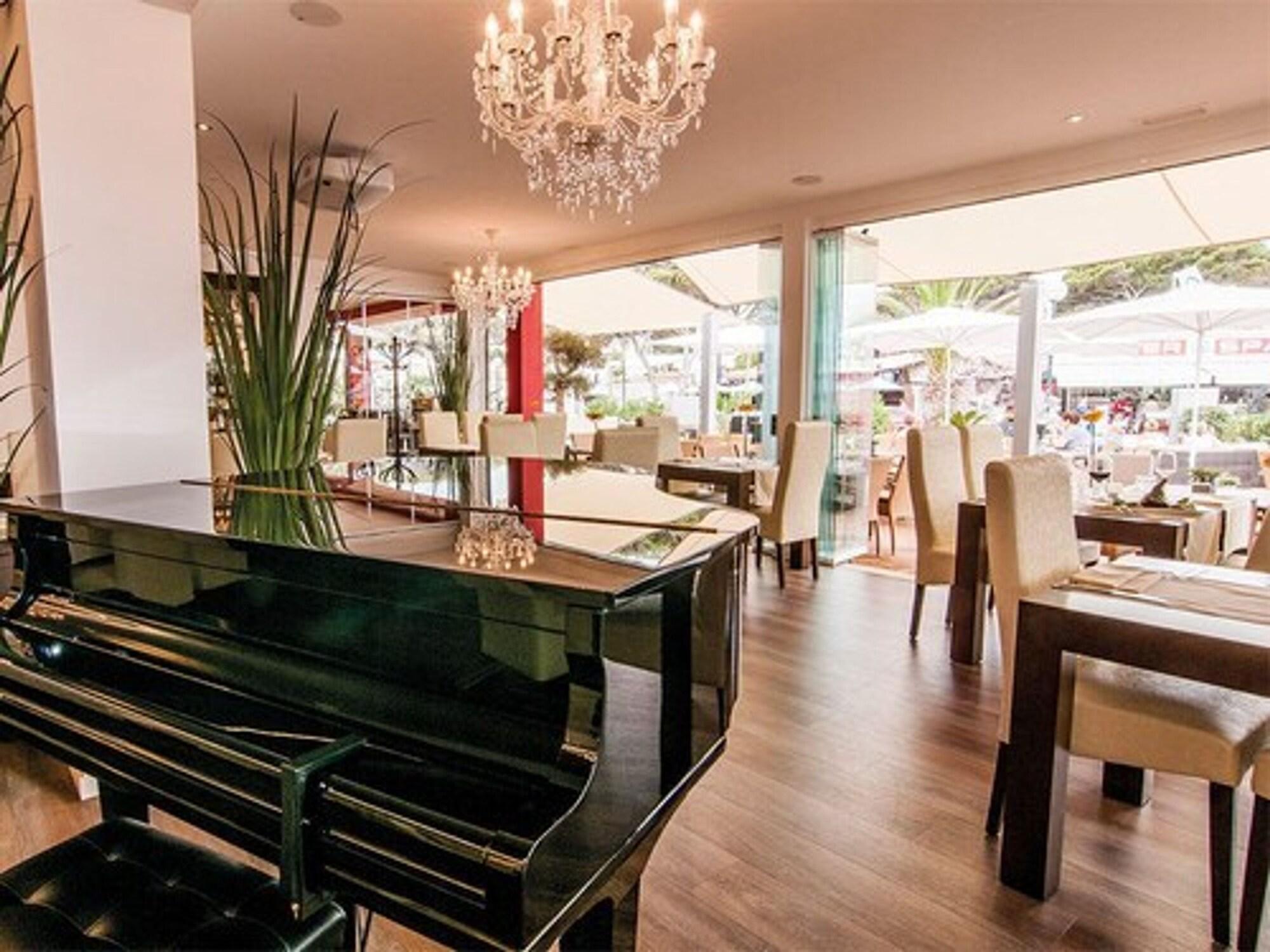 Hotel Paradise Residencial 6/50