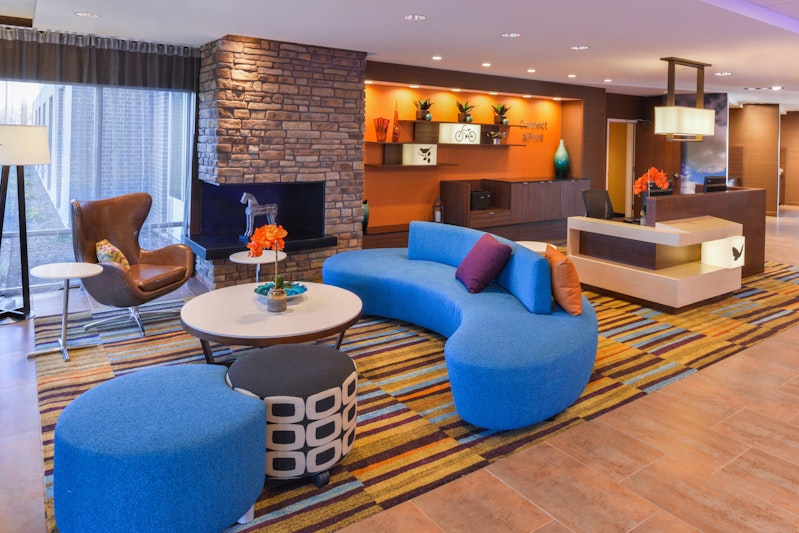 FAIRFIELD INN & SUITES CORALVILLE 35/49