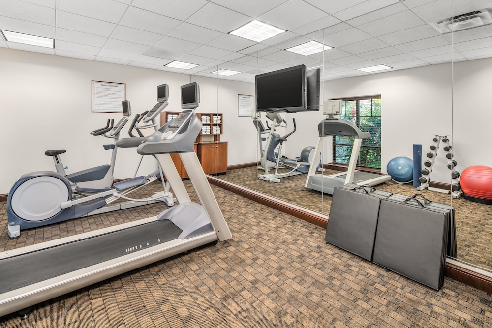 Holiday Inn Express Hotel And Suites Wilmington Newark 36/72