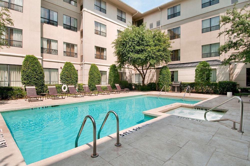 HYATT house Dallas/Uptown 65/71