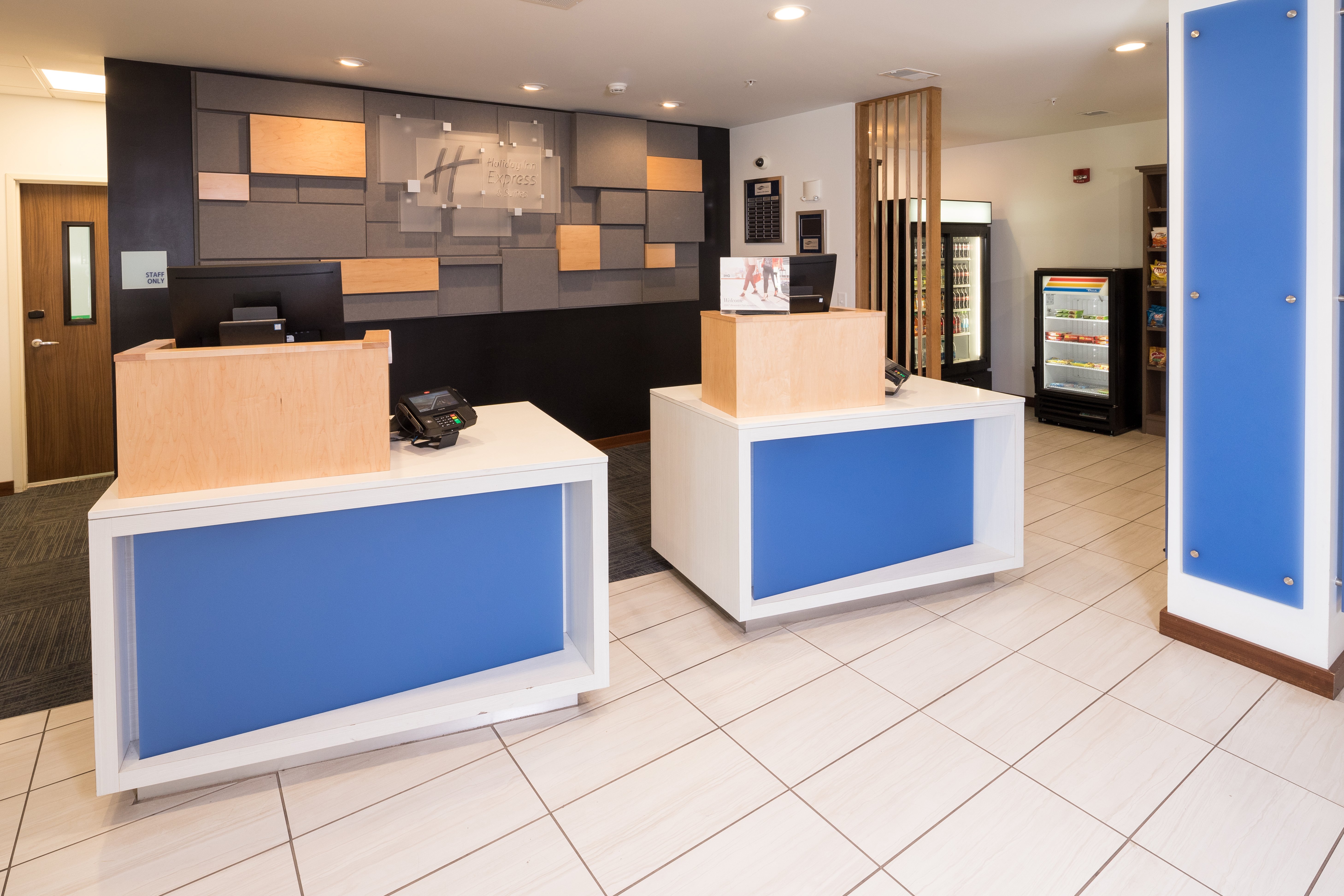 Holiday Inn Express Suites La Porte 6/44