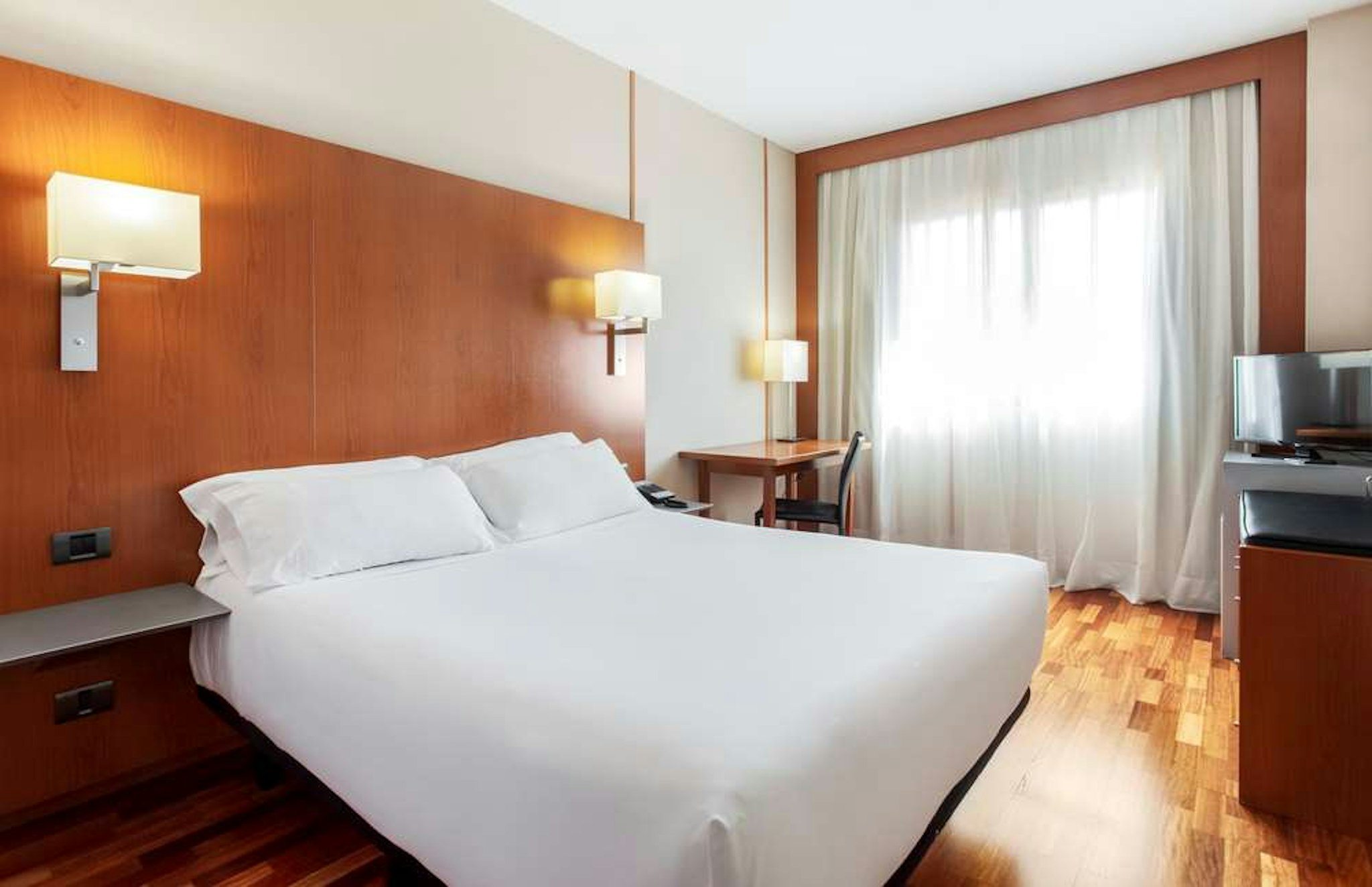 B&B Hotel Zaragoza Los Enlaces Estacion 7/16