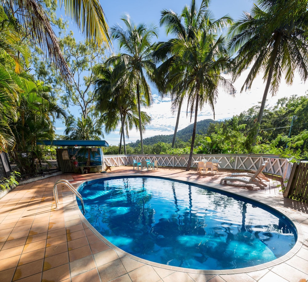 KIPARA TROPICAL RAINFOREST RETREAT 1/65