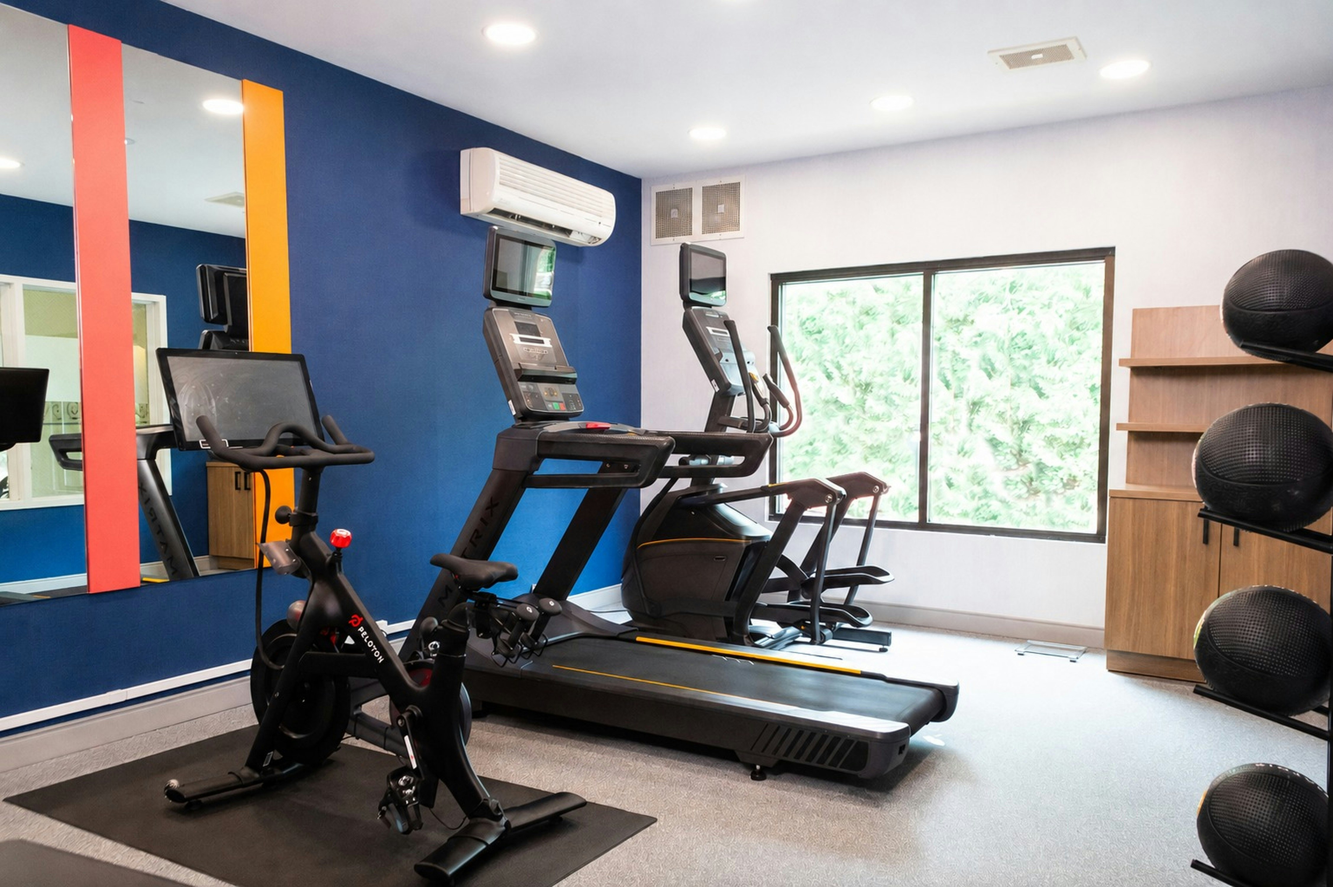 Hampton Inn Chicago Saint Charl 19/43