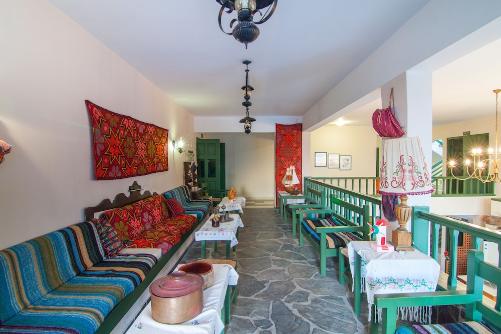 Trefon Hotel Apartments and Family Suites 47/73