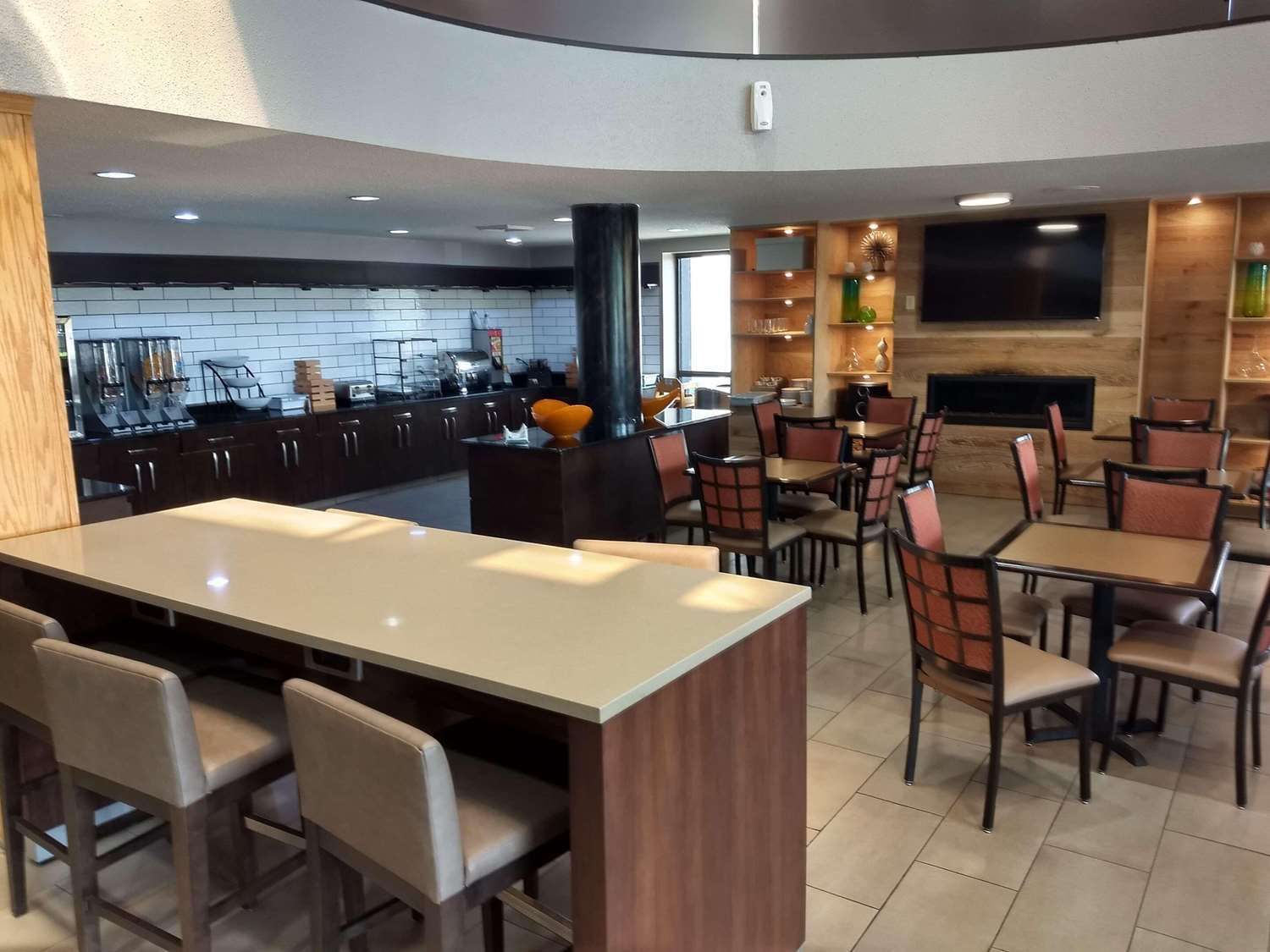 Country Inn & Suites by Radisson Indianapolis East 22/42