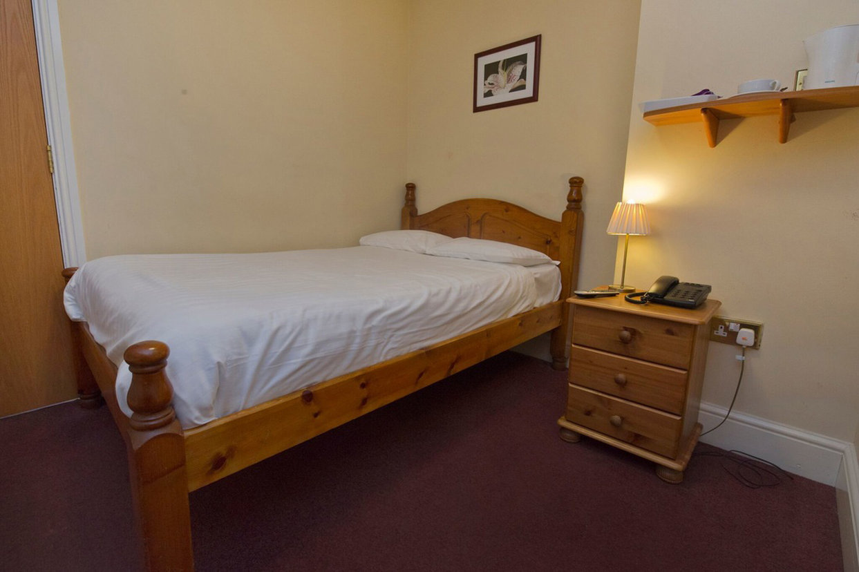 St Andrews Town Hotel 4/16