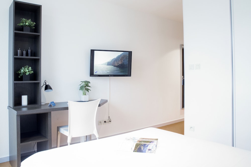 Comfort Aparthotel Besancon Hauts du Chazal 54/54