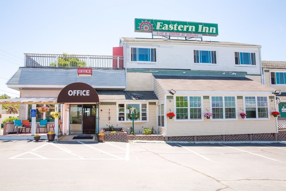 Eastern Inn 4/55