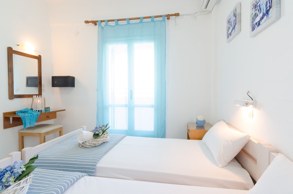 Aglaia Studios and Apartments 25/63