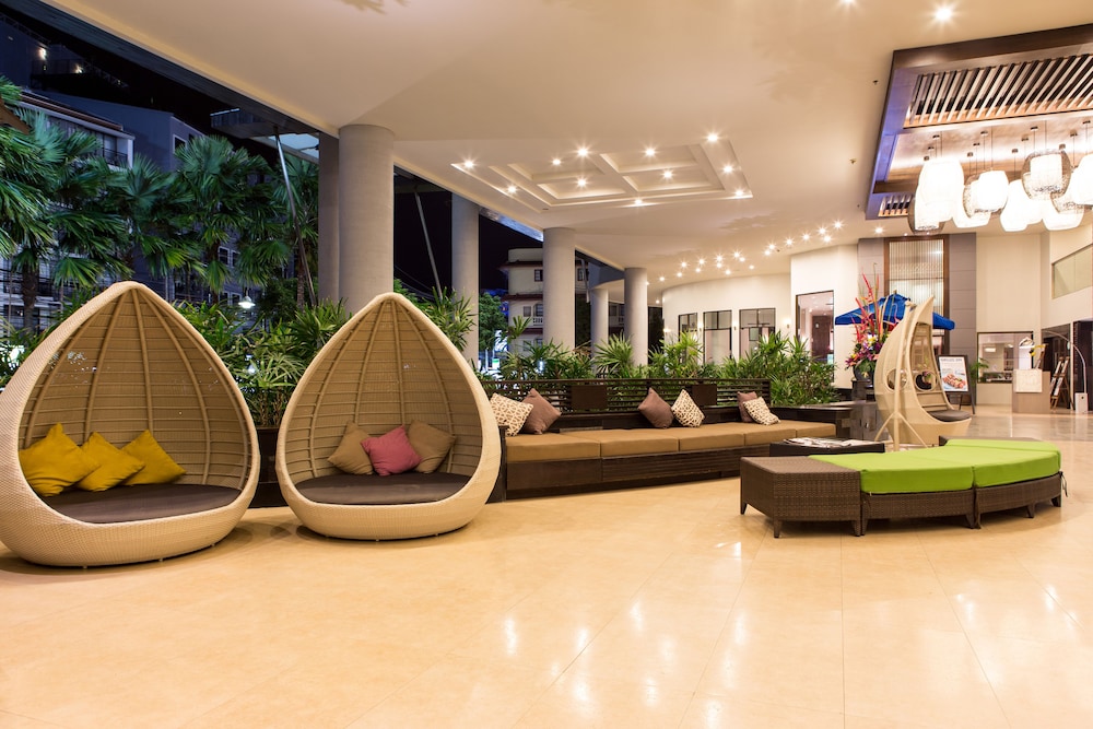 Deevana Plaza Phuket Patong 12/73