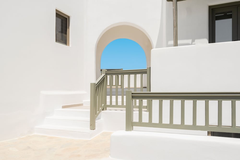 Melidron Luxury Hotel & Suites 40/50