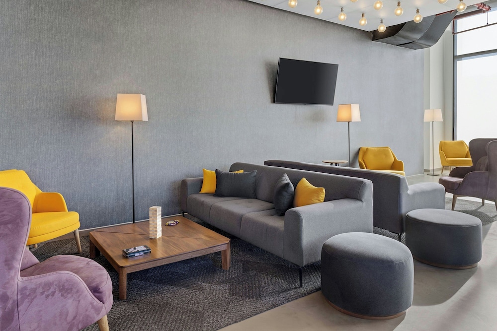Aloft Santo Domingo Piantini 24/45