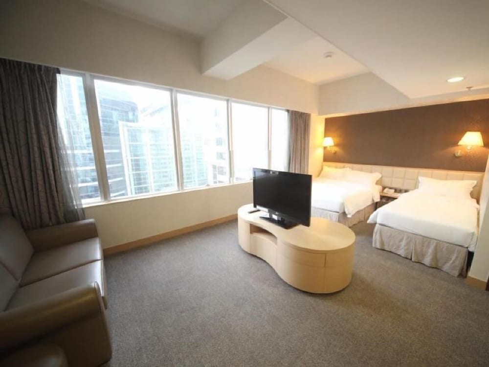 H1 Hotel 44/55