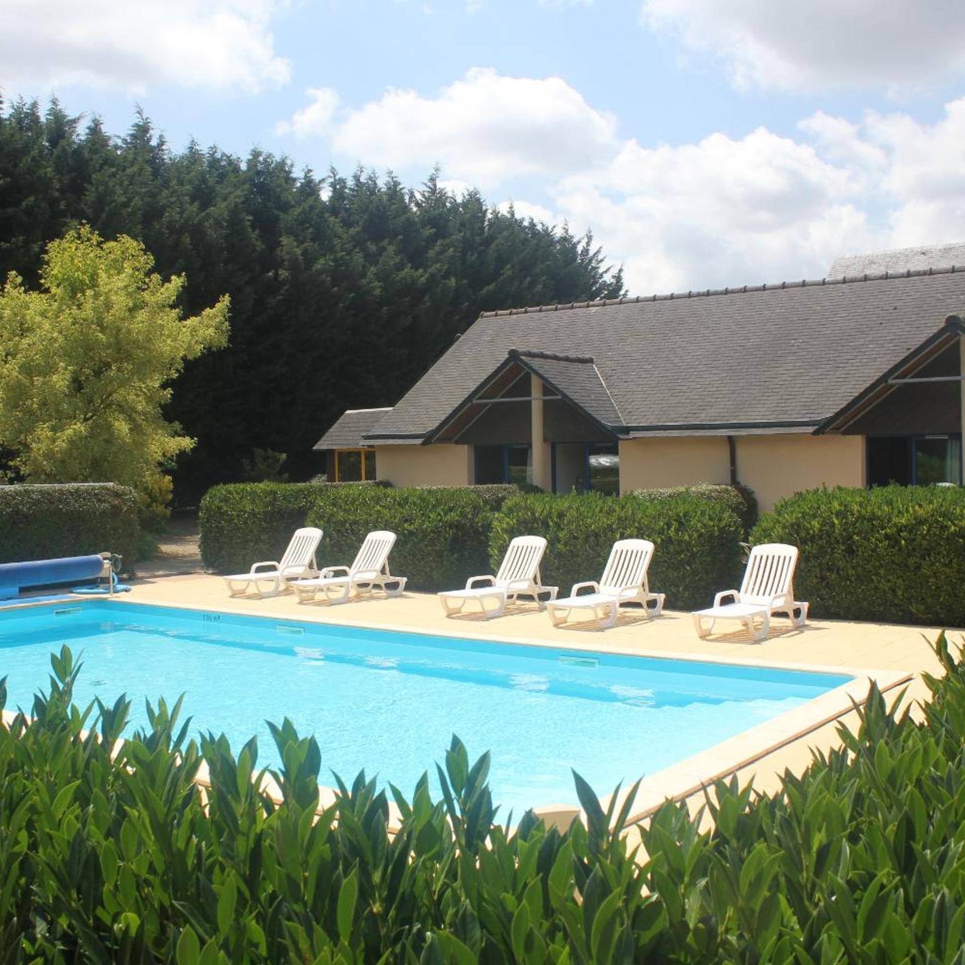 Hotel Les Dineux Village 21/25