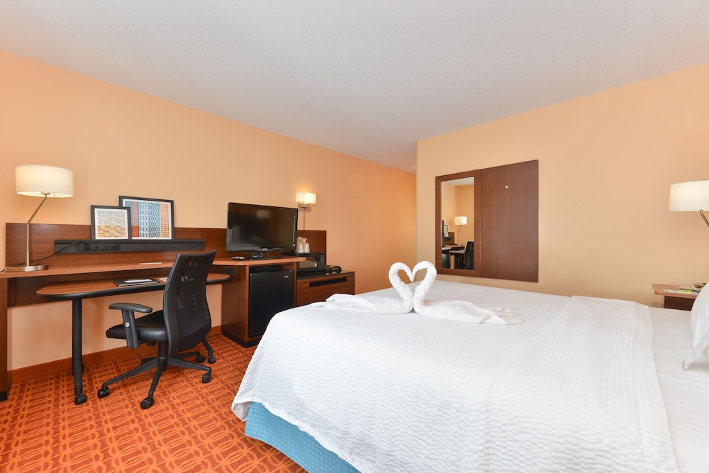 Fairfield Inn Suites Nashville Smyrna 15/50