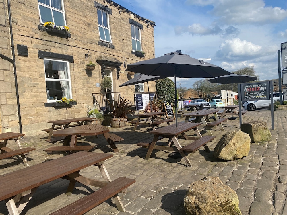 The White Swan 53/61