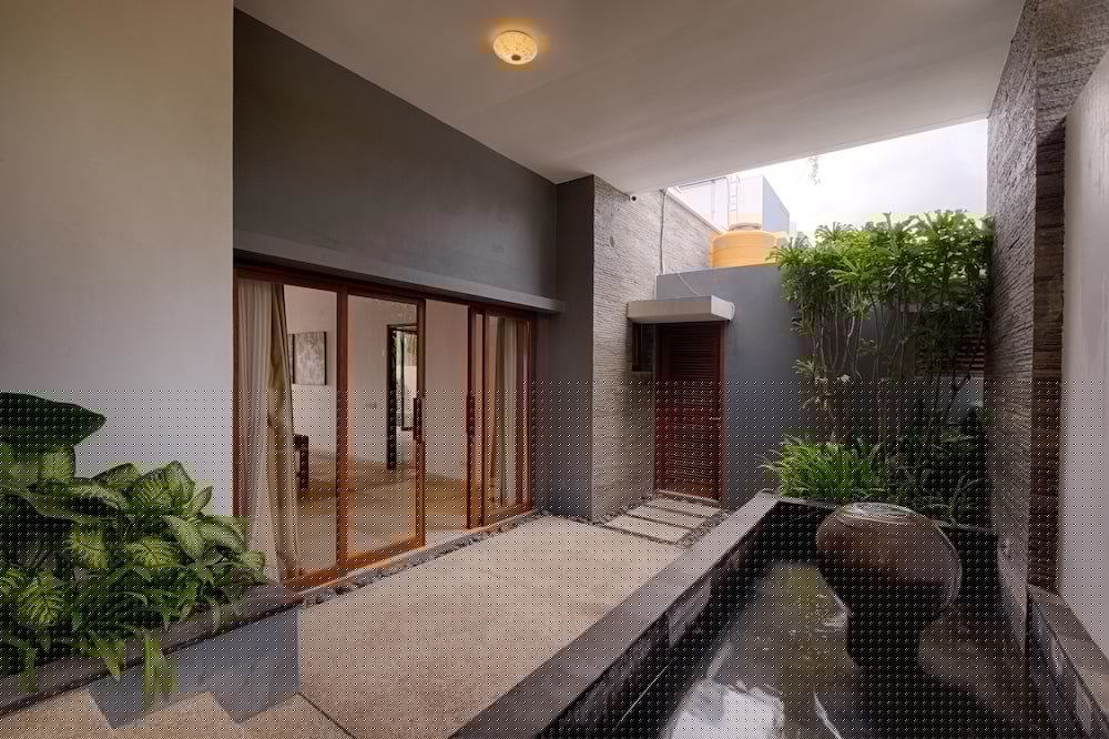 Kutus Kutus Keramas Villa 15/51