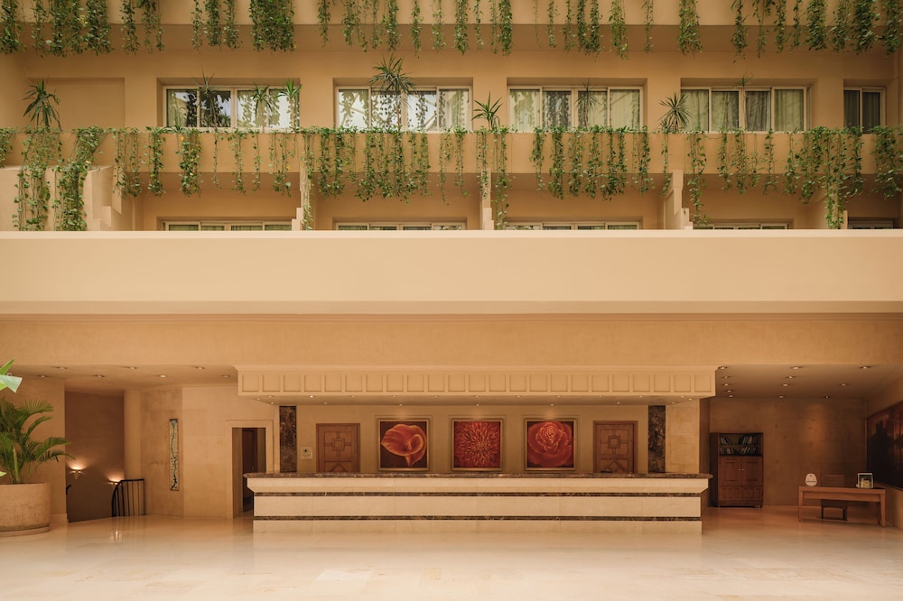 lobby