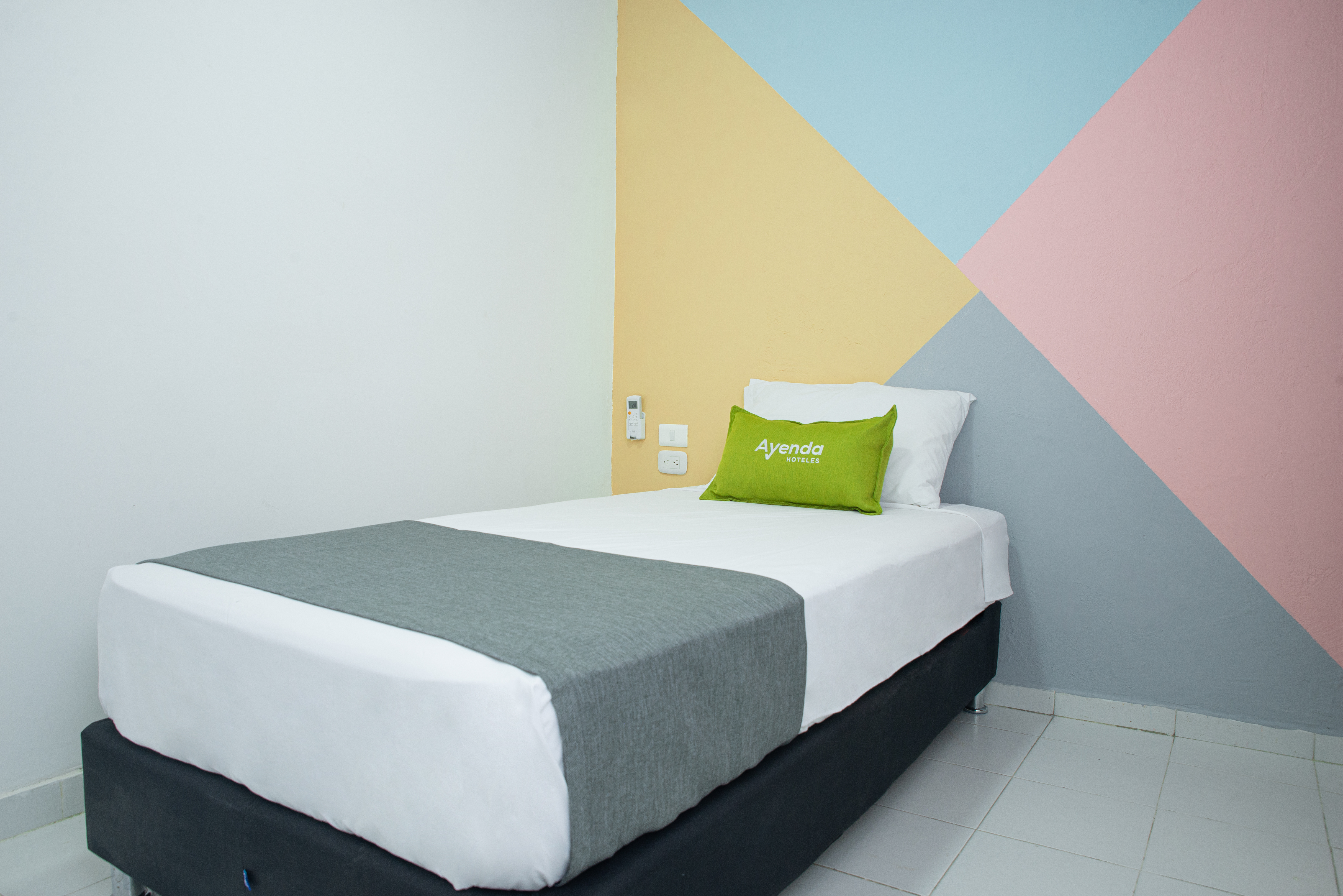Hotel Ayenda House Concepcion 1317 9/25